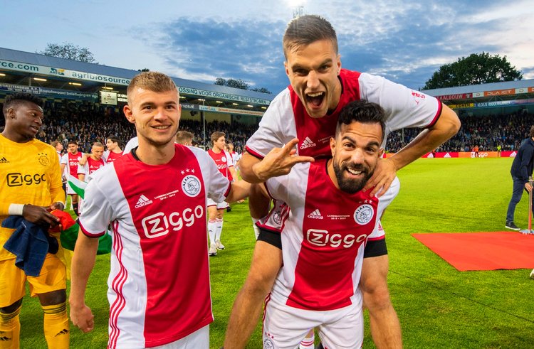 出球员的薪 出球员的薪